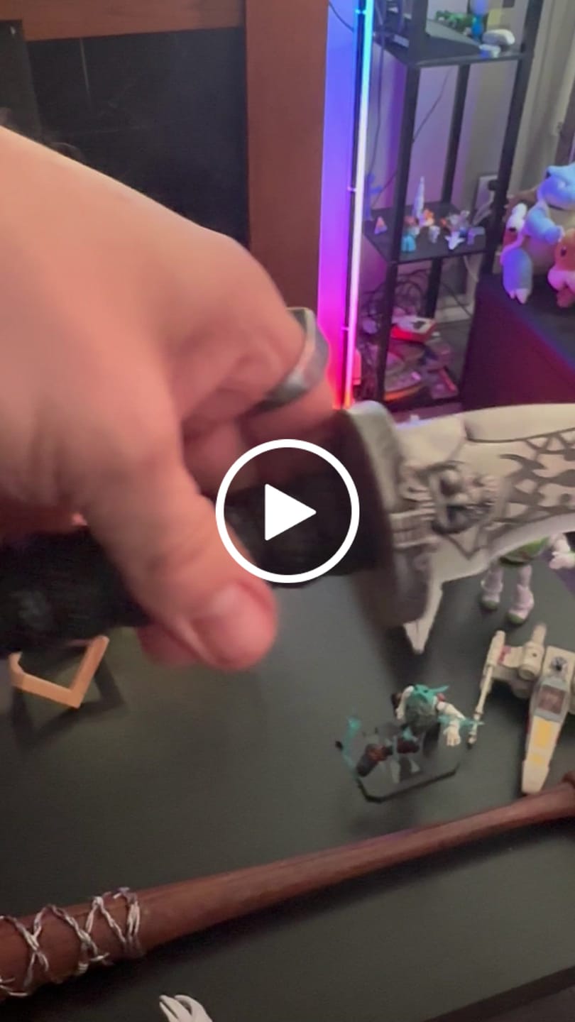 Customer video review of Once Upon A Time - Rumplestiltskin's Dark One Dagger