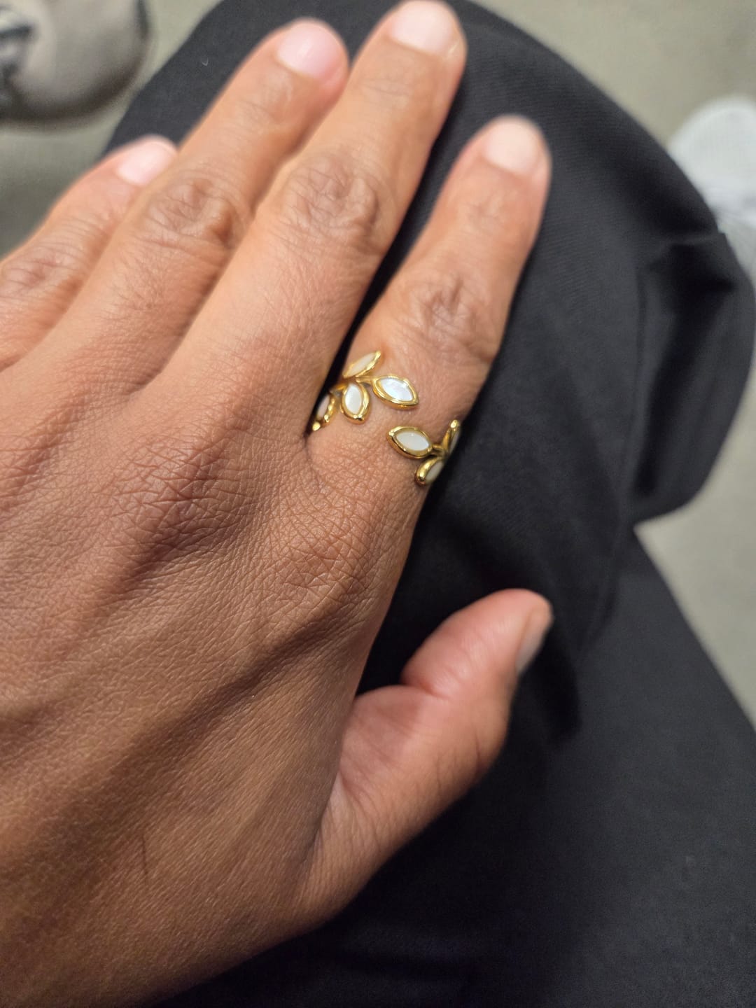 Customer photo review of Gold Leaf Ring