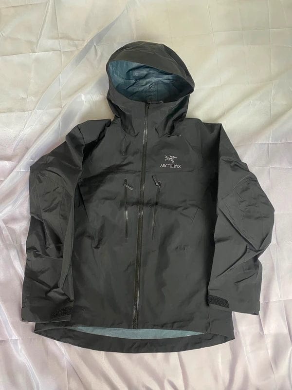 Customer photo review of Veste Arc*terx