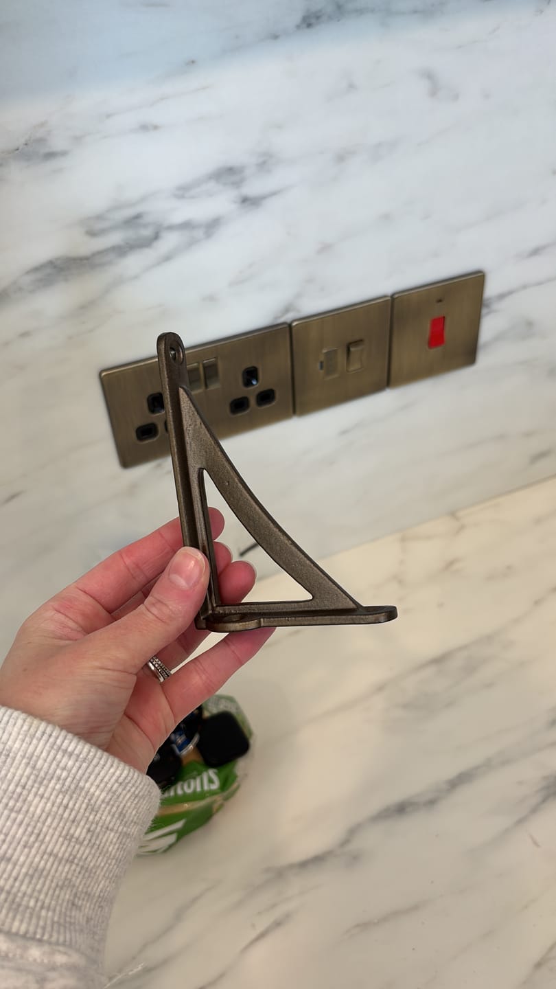 Customer photo review of 4.5 Inch Ironbridge Cast Iron Shelf Bracket