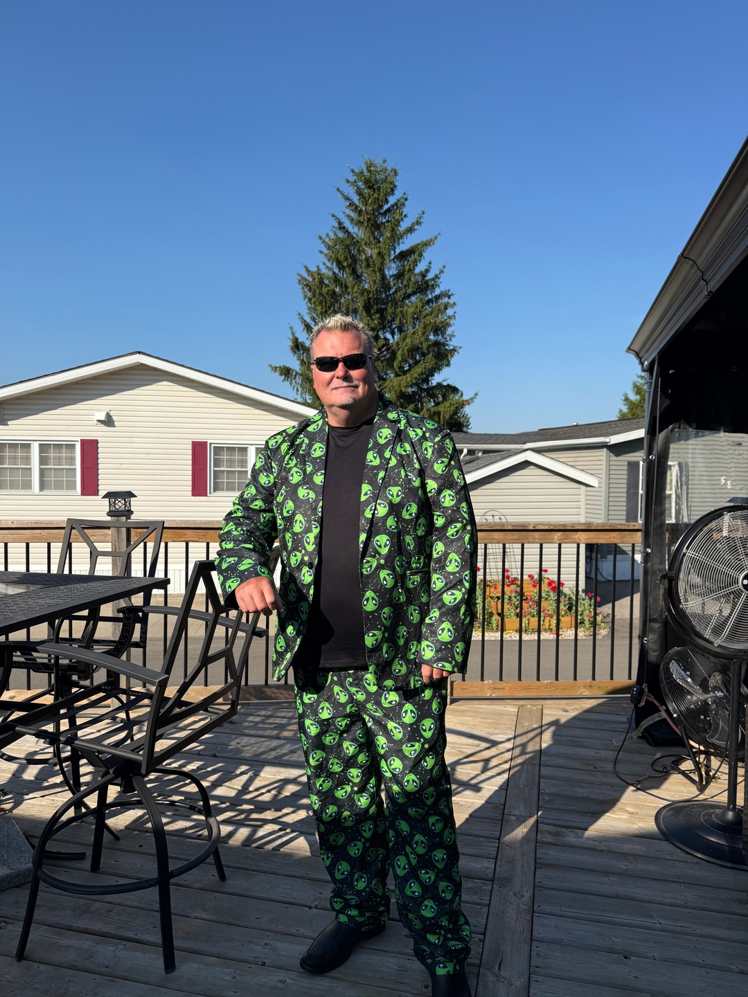 Custom Print Blazer Lining2 golf outfit inspiration from Golf Gentry