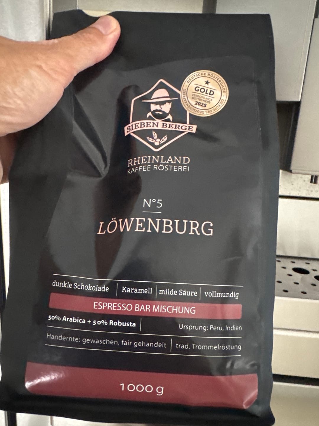 Customer photo review of N°5 Löwenburg – Kraftvolle Intensität mit samtiger Crema – Espresso Bar Mischung