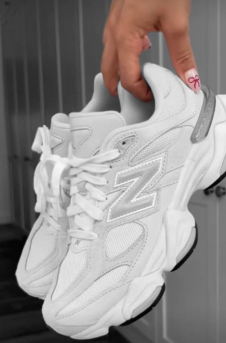 Customer photo review of Tenis Max 90 Blanco Negro
