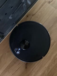 Customer photo review of Saugroboter V8 Pro – Smarte Reinigung mit Wischfunktion, LiDAR-Navigation & App-Steuerung für mühelose Sauberkeit