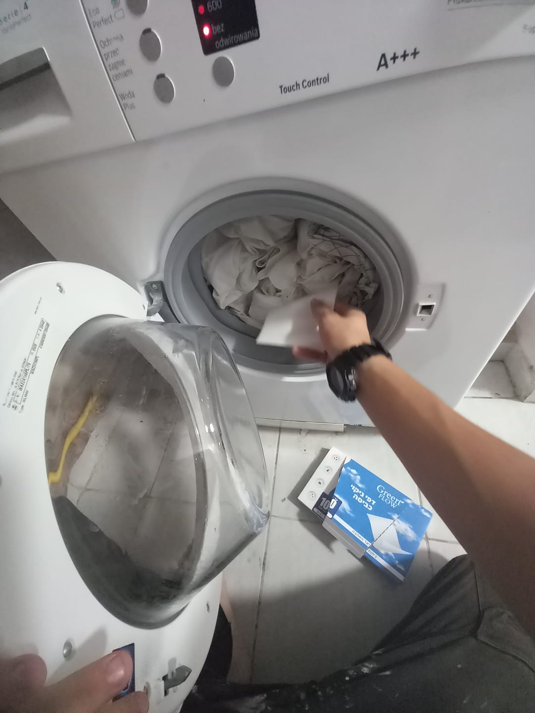 Customer photo review of דפי ניקוי כביסה