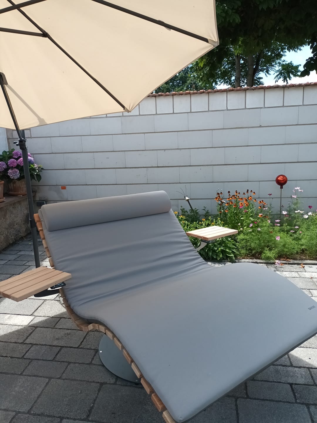 Customer photo review of MEBE Wave Lounge - drehbare Gartenliege für 2 Personen