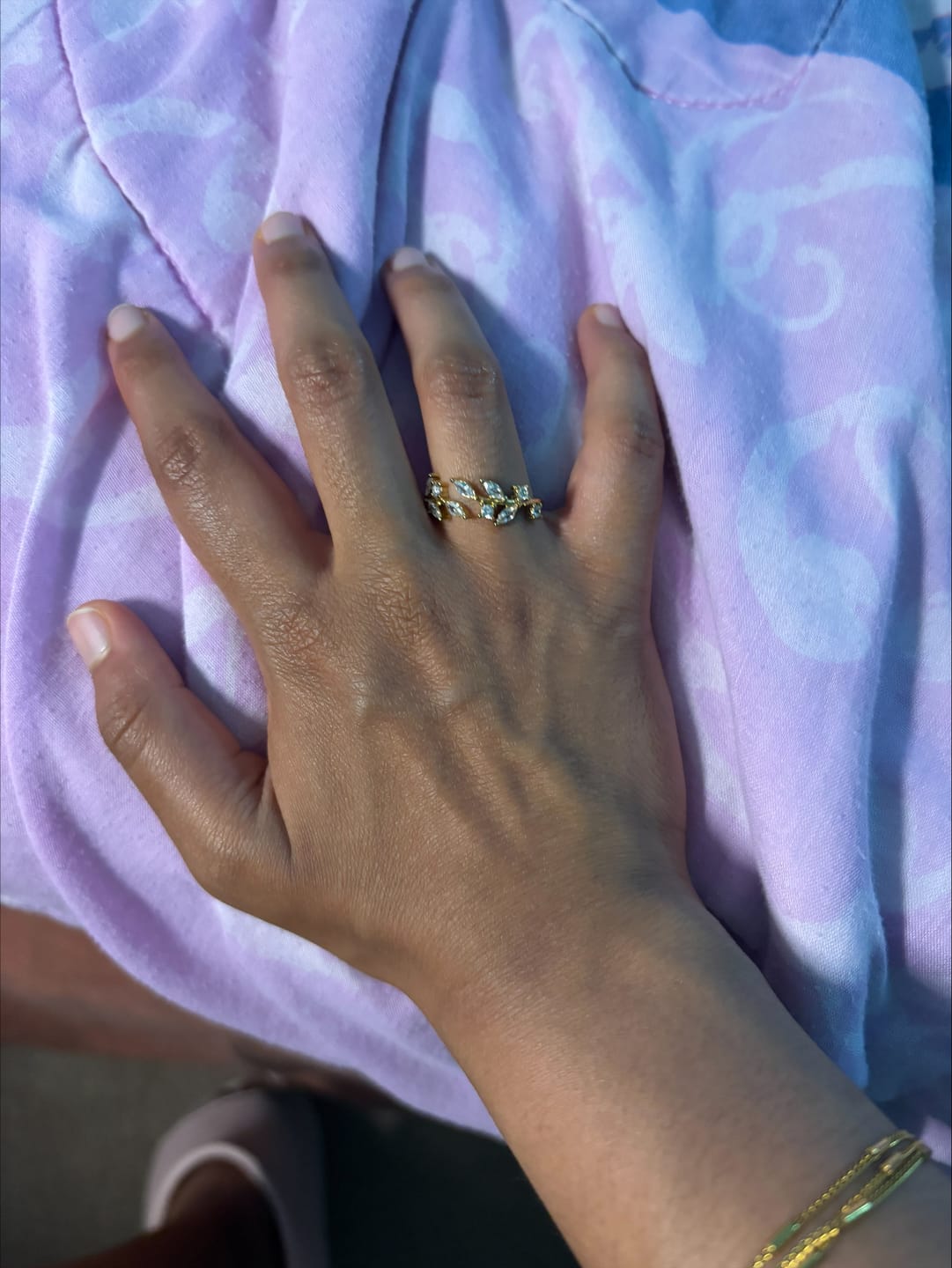 Customer photo review of 18K Gold Crystal Vine Ring