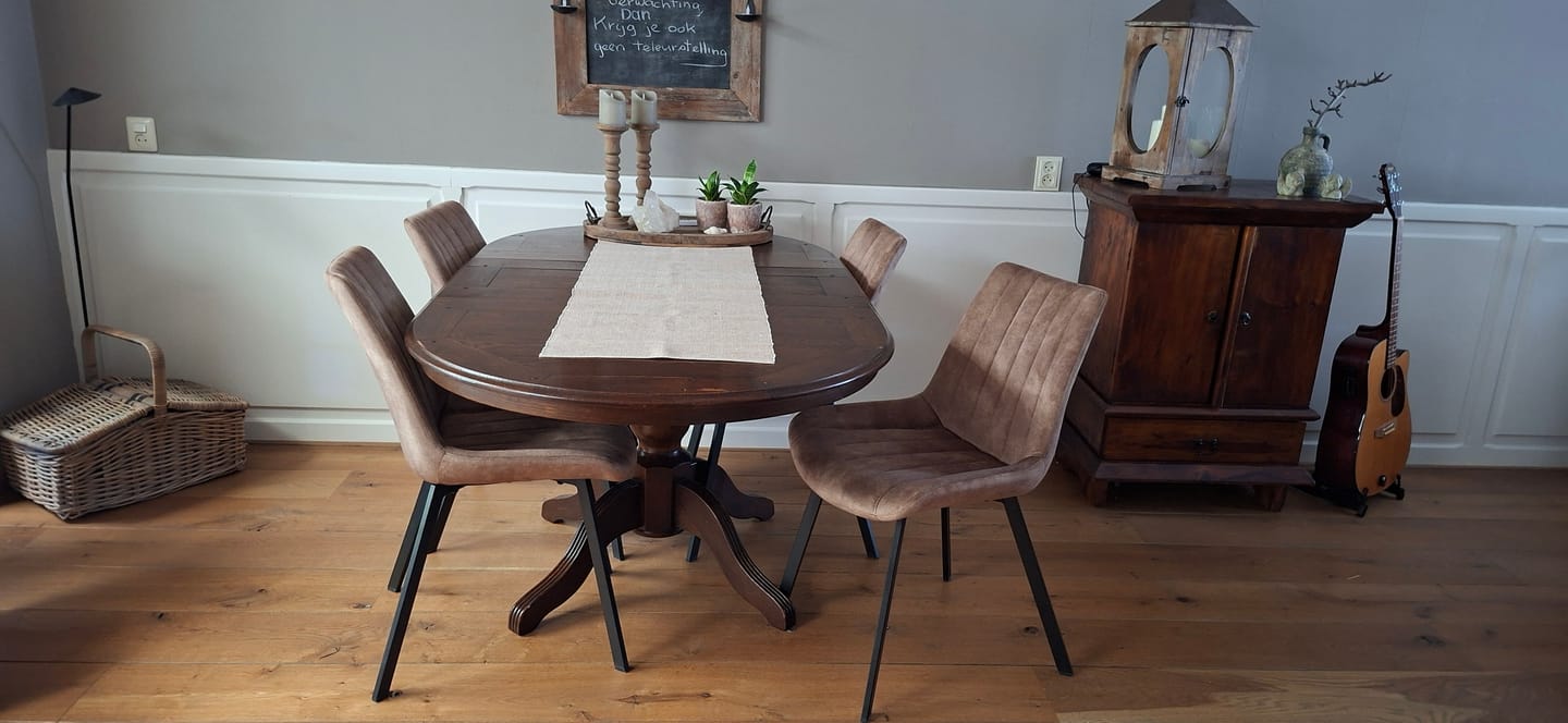 Customer photo review of Riva Stoel - Taupe