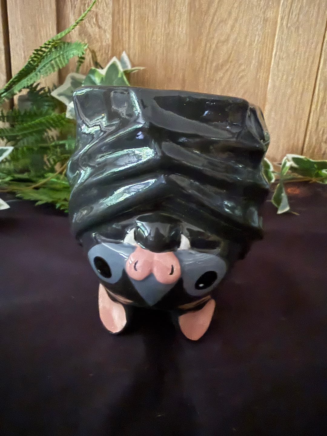 Customer photo review of Auf dem Kopf stehende Fledermaus Tasse – Becher aus Keramik in Fledermaus Form