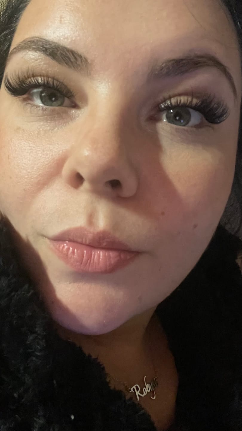 Customer photo review of Magic Lash Kit