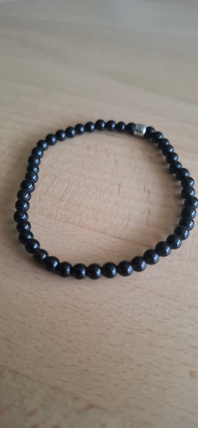 Customer photo review of Obsidian Armband - Perlen