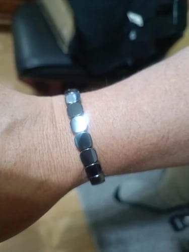 Customer photo review of Ferros® Hematite Bracelet
