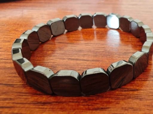 Customer photo review of Ferros® Hematite Bracelet