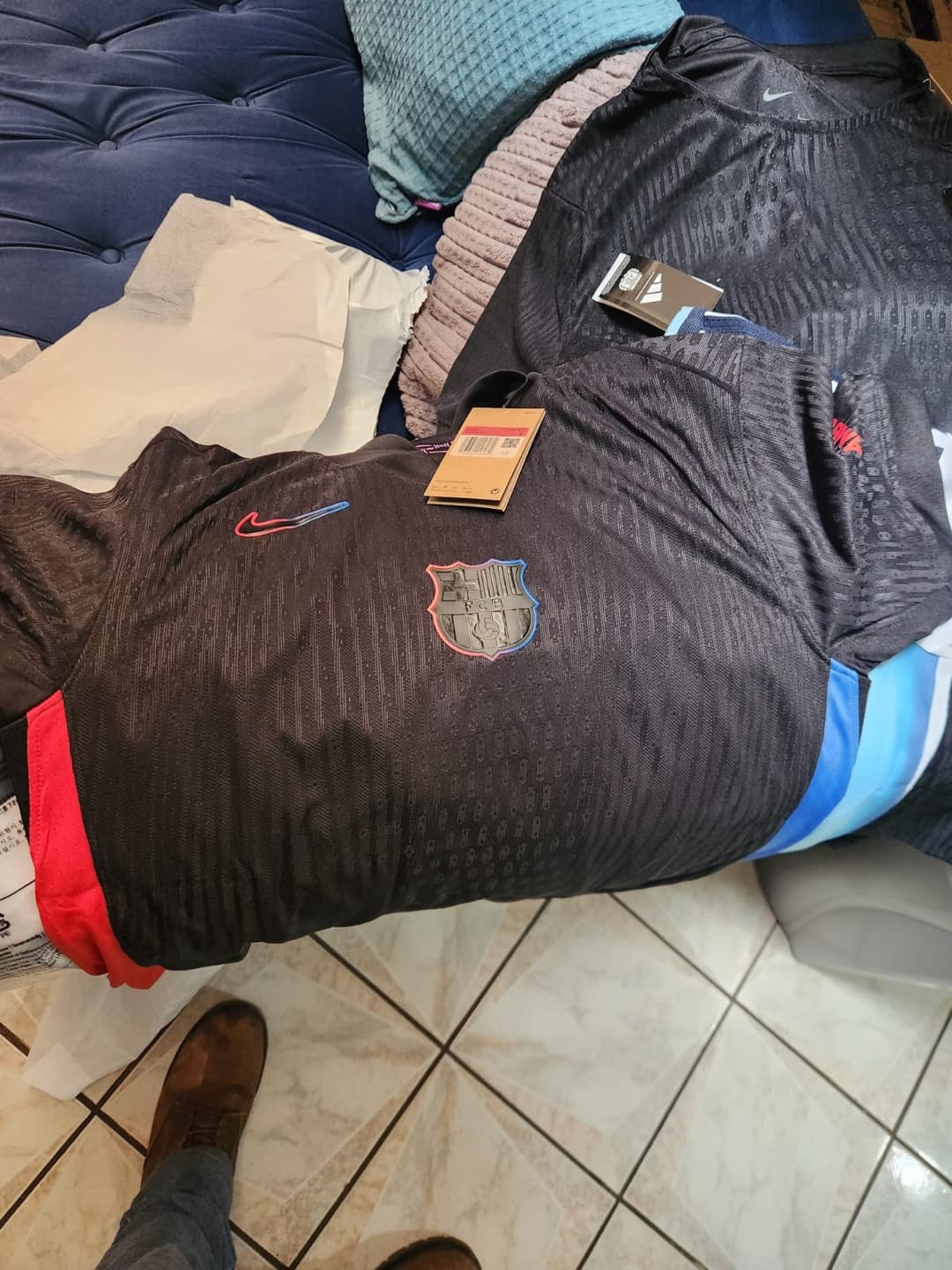 Customer photo review of FC Barcelona 2024 - 2025 Visitante Vers. Jugador