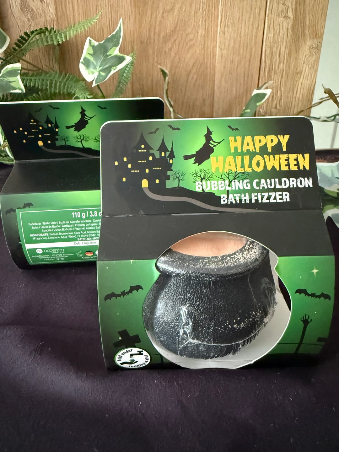 Customer photo review of Hexenkessel Badebombe – Orangenduft Badefizzer für spooky Selfcare-Momente