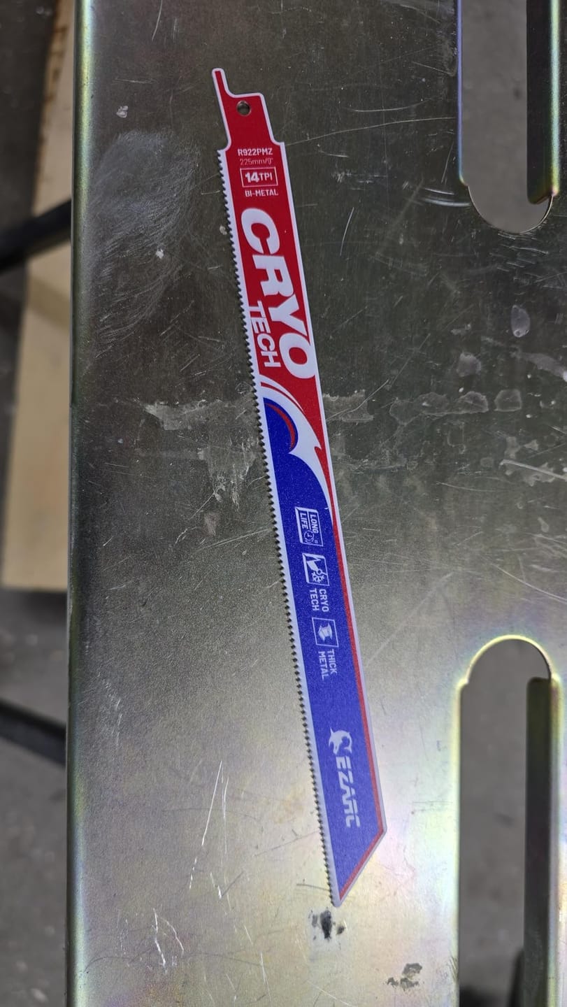 Customer photo review of Metal Cutting - Bi-Metal Cryo Tech Sabre, 6/9in, 14/18 TPI Reciprocating Saw Blade