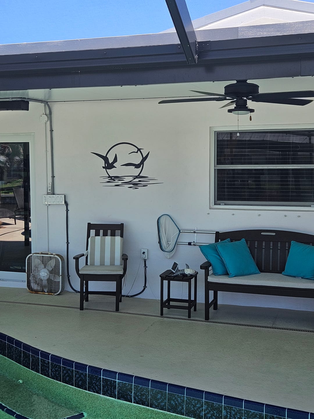 Customer photo review of Horizon Birds Wall Art