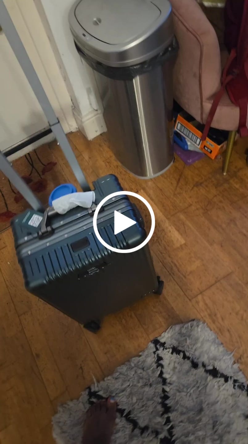 Customer video review of Weekender Bag