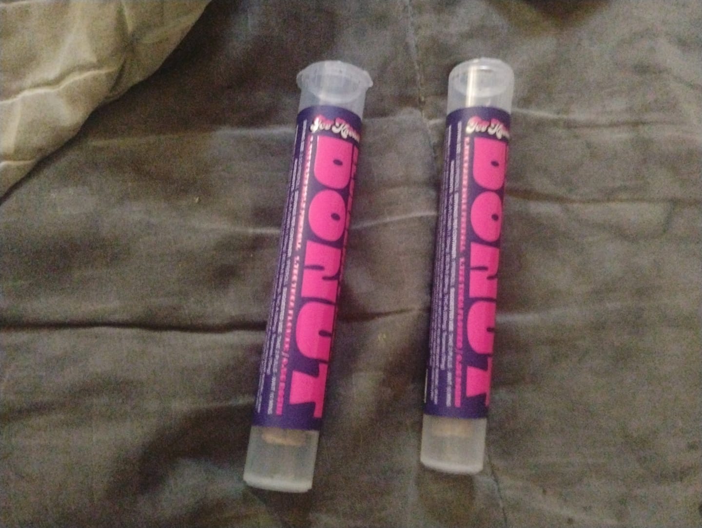 Customer photo review of THCA BLUEBERRY MUFFIN DONUTS