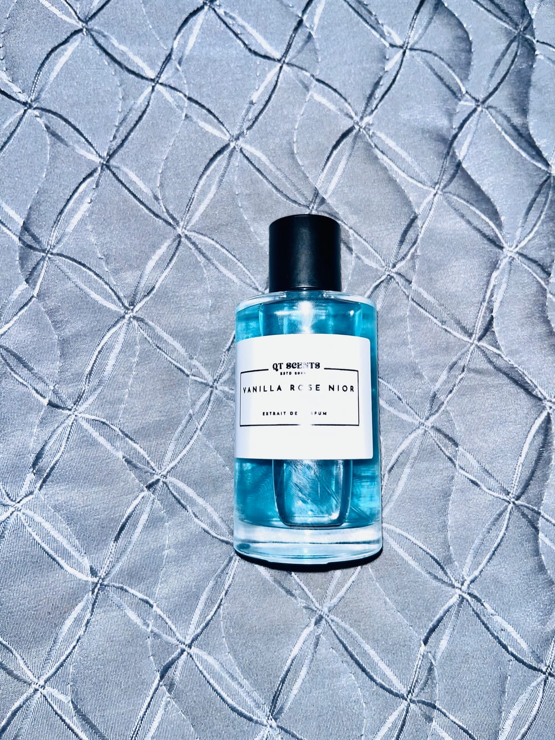 Customer photo review of Vanilla rose nior  unisex