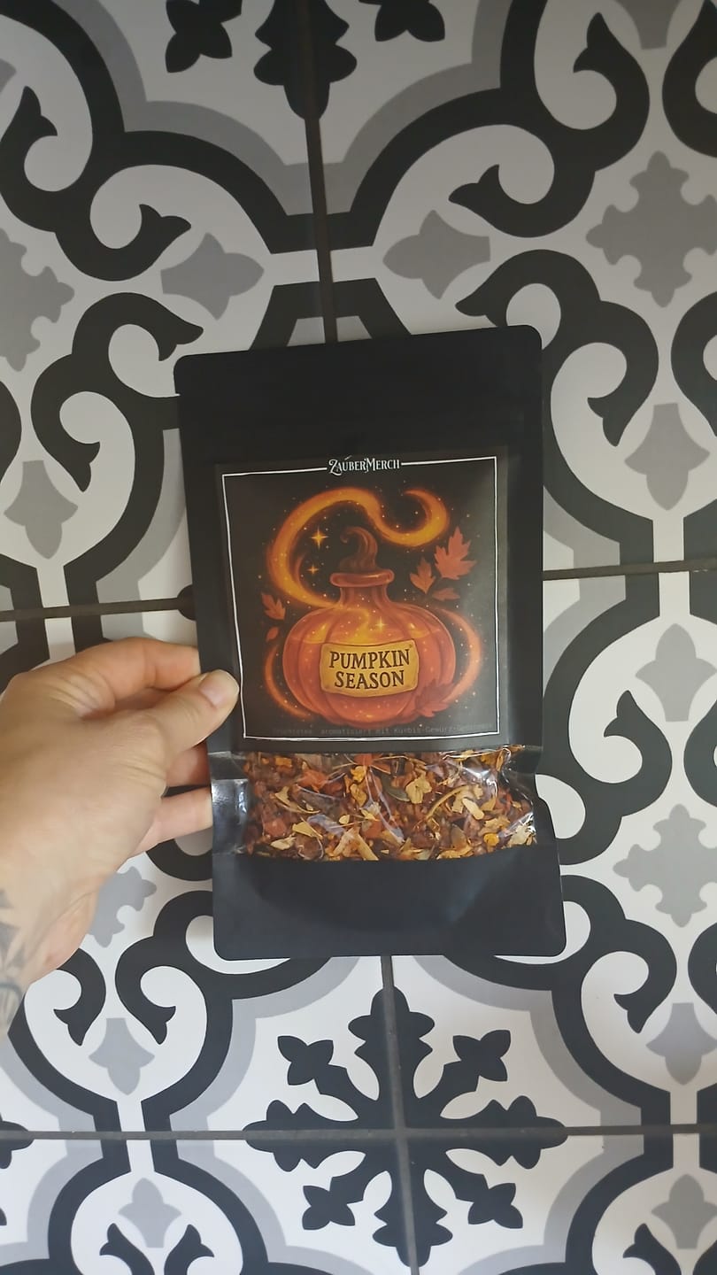 Customer photo review of Pumpkin Season – Früchtetee mit Pumpkin Spice | Limitierter Herbst Tee