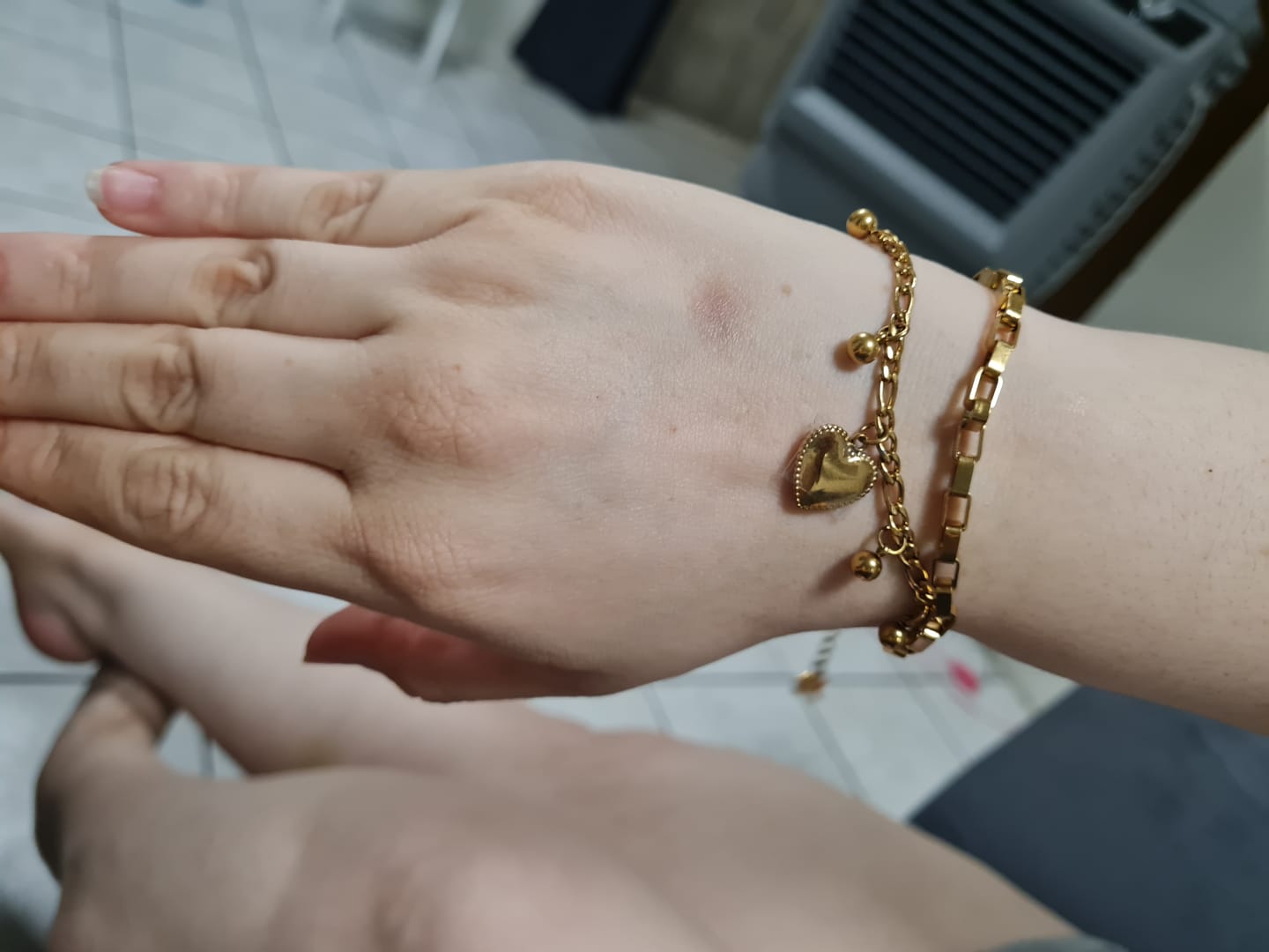Customer photo review of Pulsera de Corazón