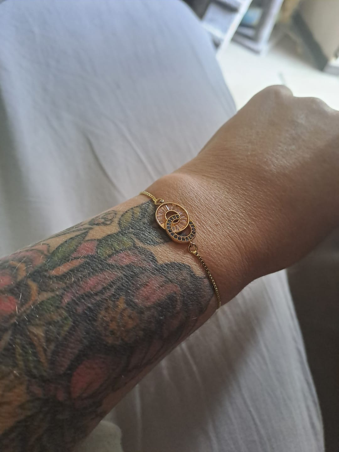 Customer photo review of Personalized Linked Birthstone Bracelet
