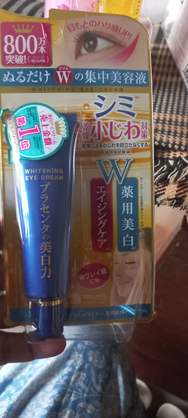 Customer photo review of Meishoku PlaceWhiter Medicated Whitening Eye Cream 30g – Brightening Placenta