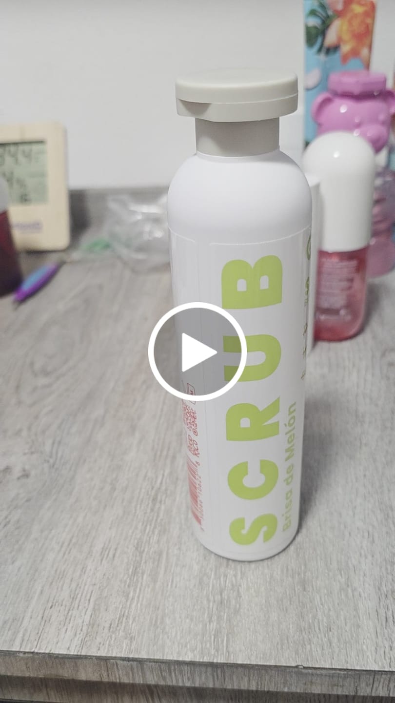 Customer video review of Scrub