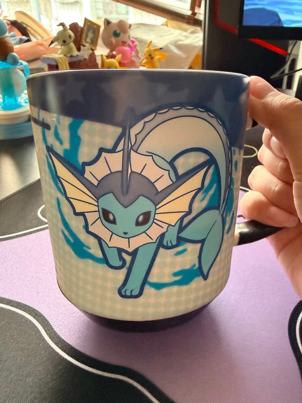 Customer photo review of Pokémon: Eeveelutions Magic Temperature Mug