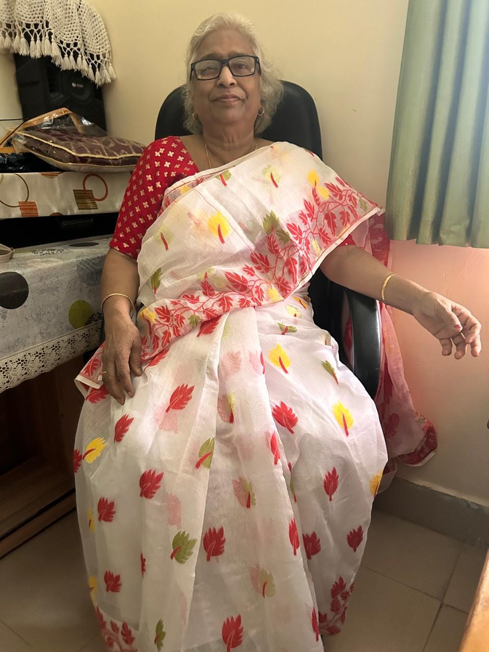 Customer photo review of Moner Rong Dhakai Jamdani Saree
