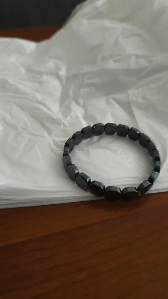 Customer photo review of Ferros® Hematite Bracelet