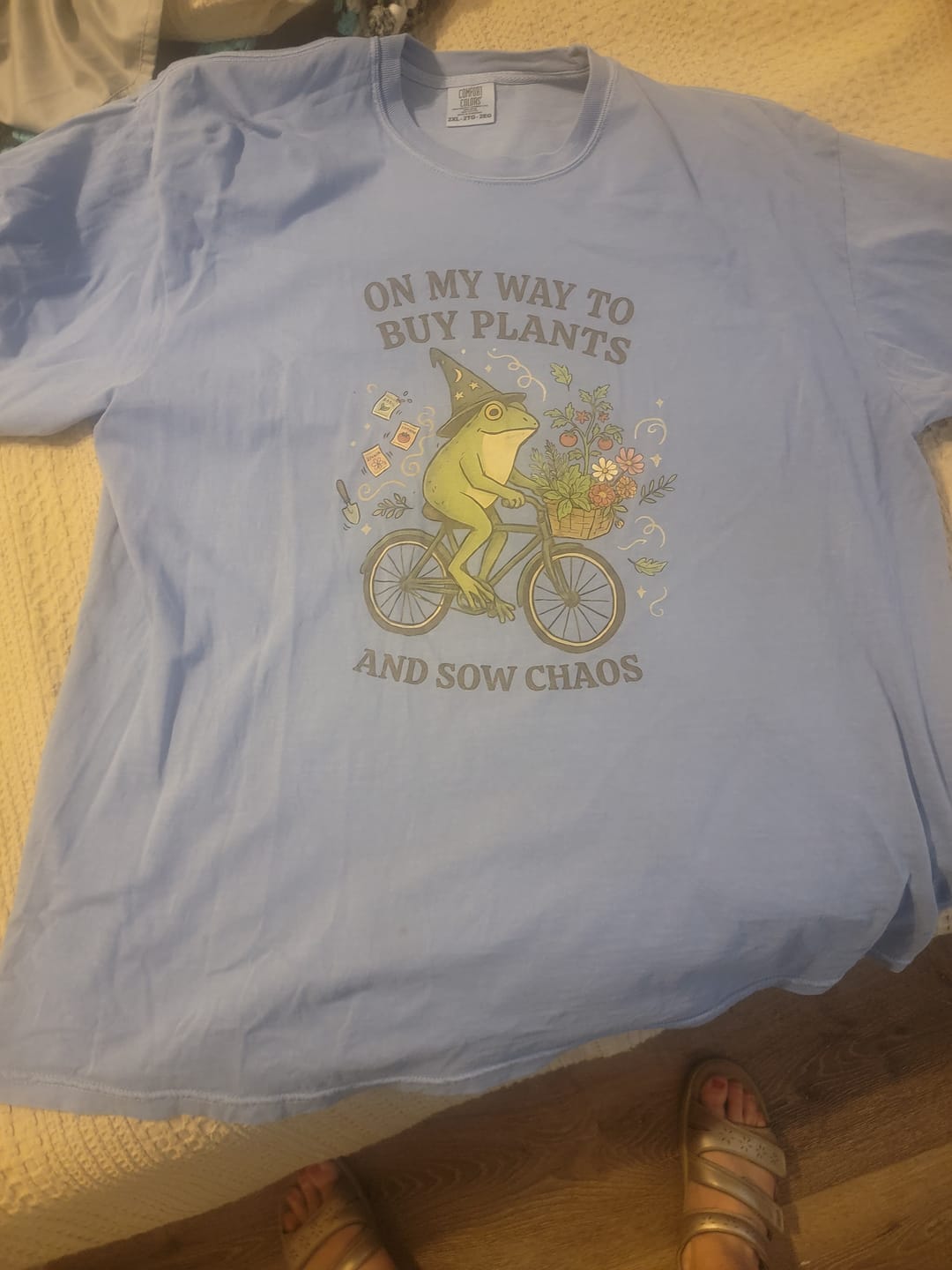 Customer photo review of Buy Plants Frog T-Shirt