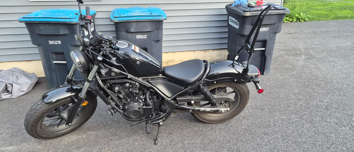 Customer photo review of Iron Born Blade 25" Sissy Bar with Foldable Luggage Rack for Honda Rebel 500/ABS Matte Black