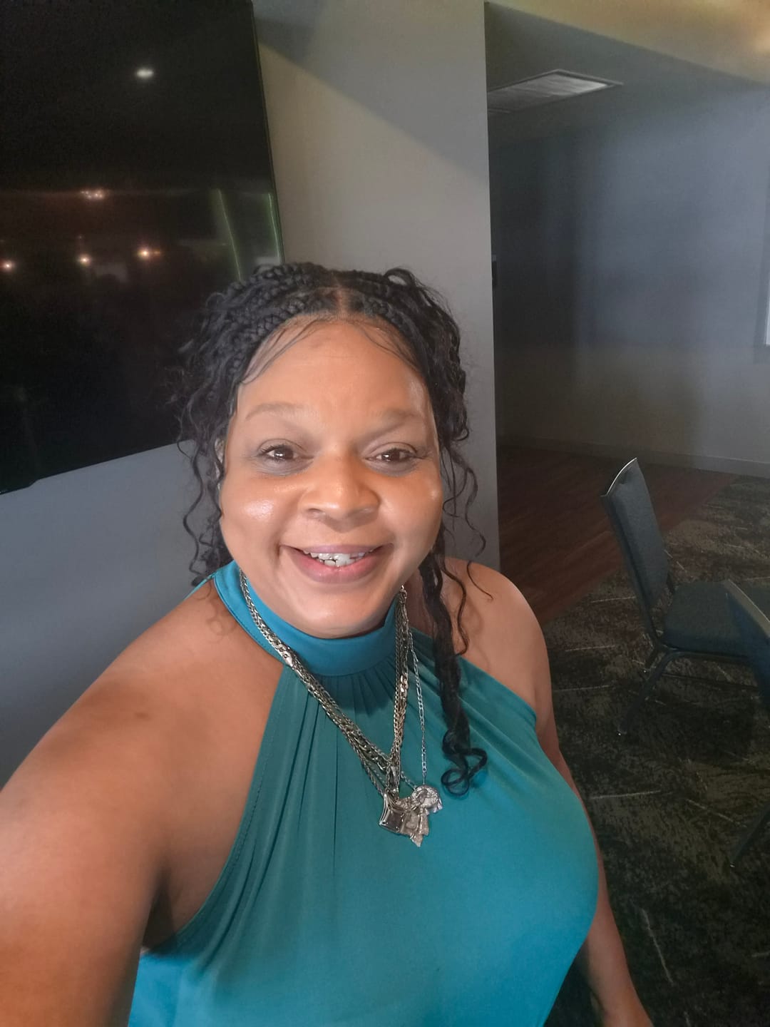 Customer photo review of 14" Swiss HD Full Lace Boho Box Braided Wig With Drawstring Cap