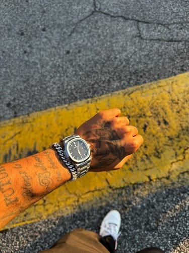 Customer photo review of Poedagar Deluxe Edition® Watch