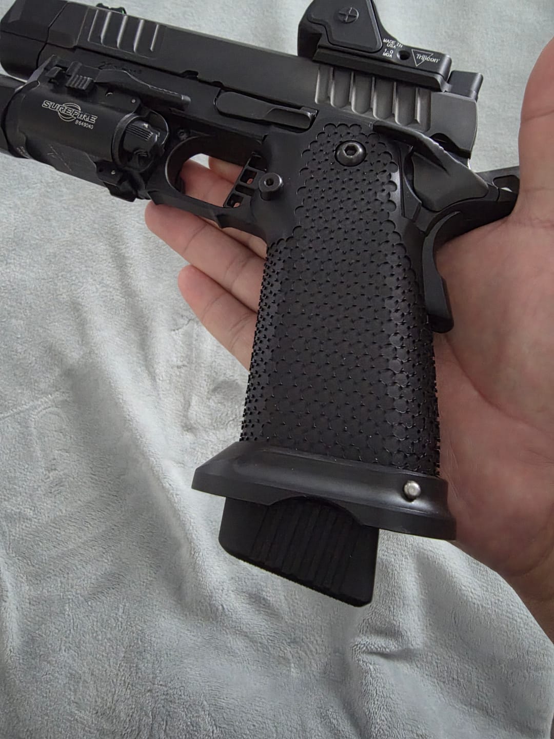 Customer photo review of STI 2011 Brass Double Stack Open Magazine Base Pad | 9mm/.38