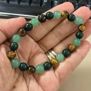 Customer photo review of FuAttract Growth Balance Luck Positive Energy Tiger's Eye Green Aventurine Agate Bracelet
