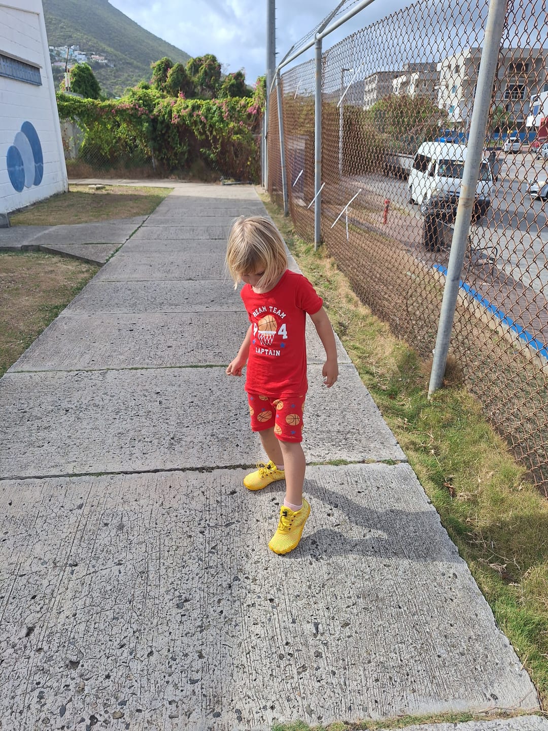 Customer photo review of Kid's Free Ⅰ - Barefoot Shoes