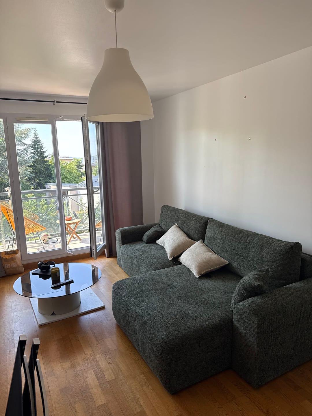 Customer photo review of Canapé d'angle convertible avec grande méridienne - TROCADERO