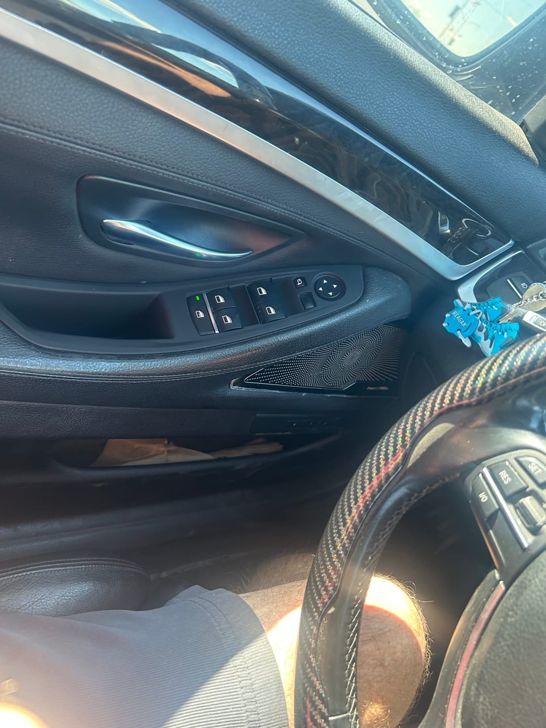 Customer photo review of For BMW 5 Series F10/F11 Inner Door Handle Cover Set – No-Disassembly Fix for Sticky/Melting Handles (2011–2017)