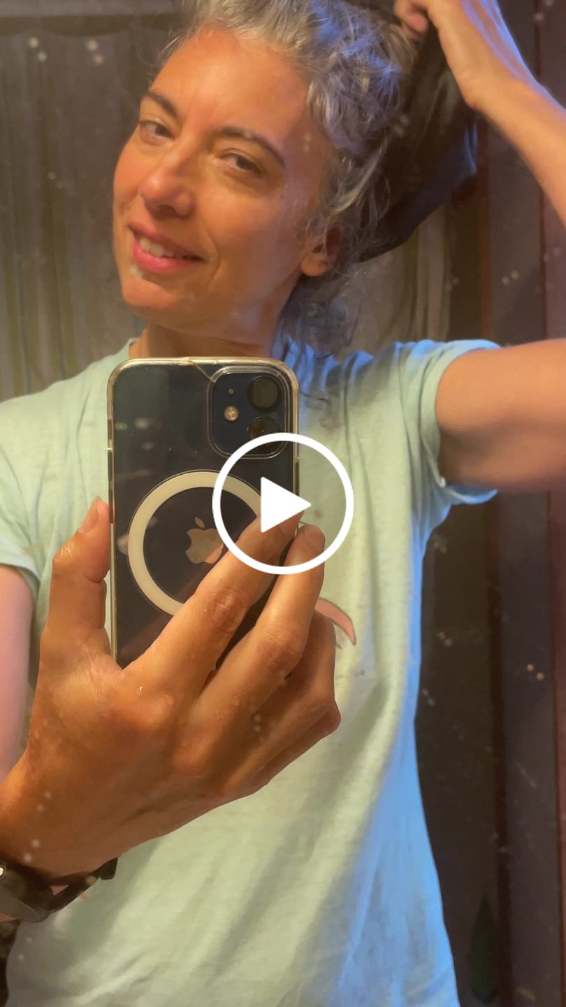 Customer video review of Organic Silk Hair Bonnet