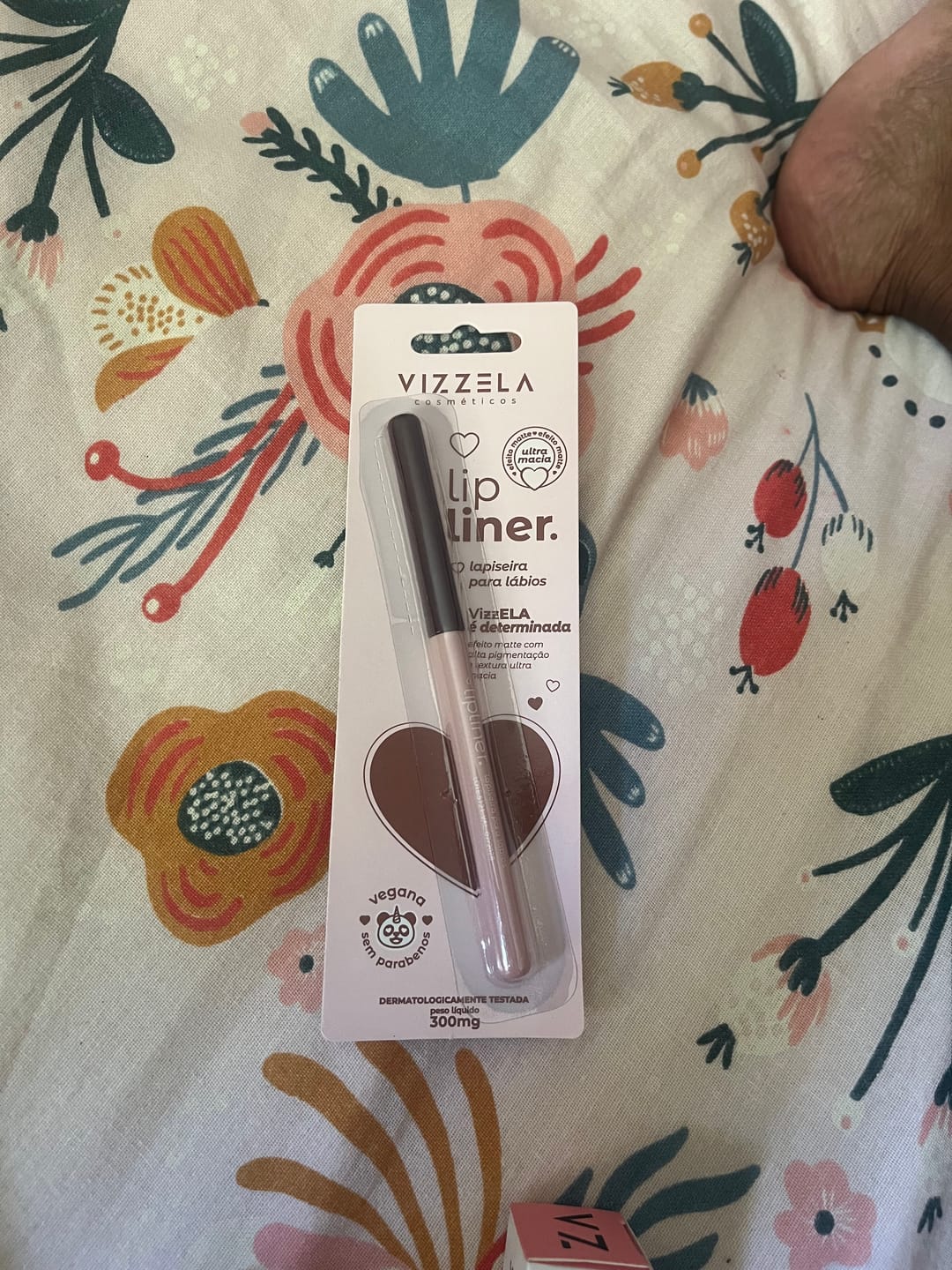Customer photo review of Lapiseira Labial Lipliner Ela É - Vizzela