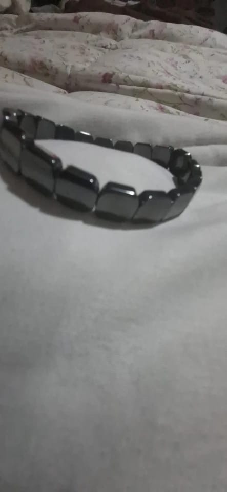 Customer photo review of Ferros® Hematite Bracelet