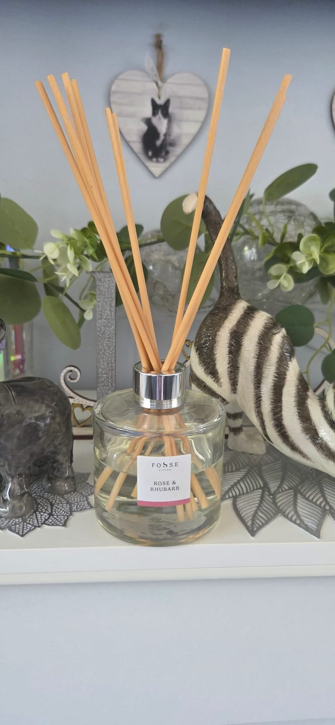 Customer photo review of Rose & Rhubarb Reed Diffuser