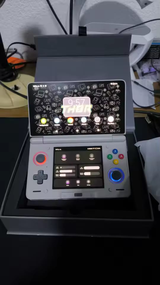 Customer photo review of Ayn Thor
