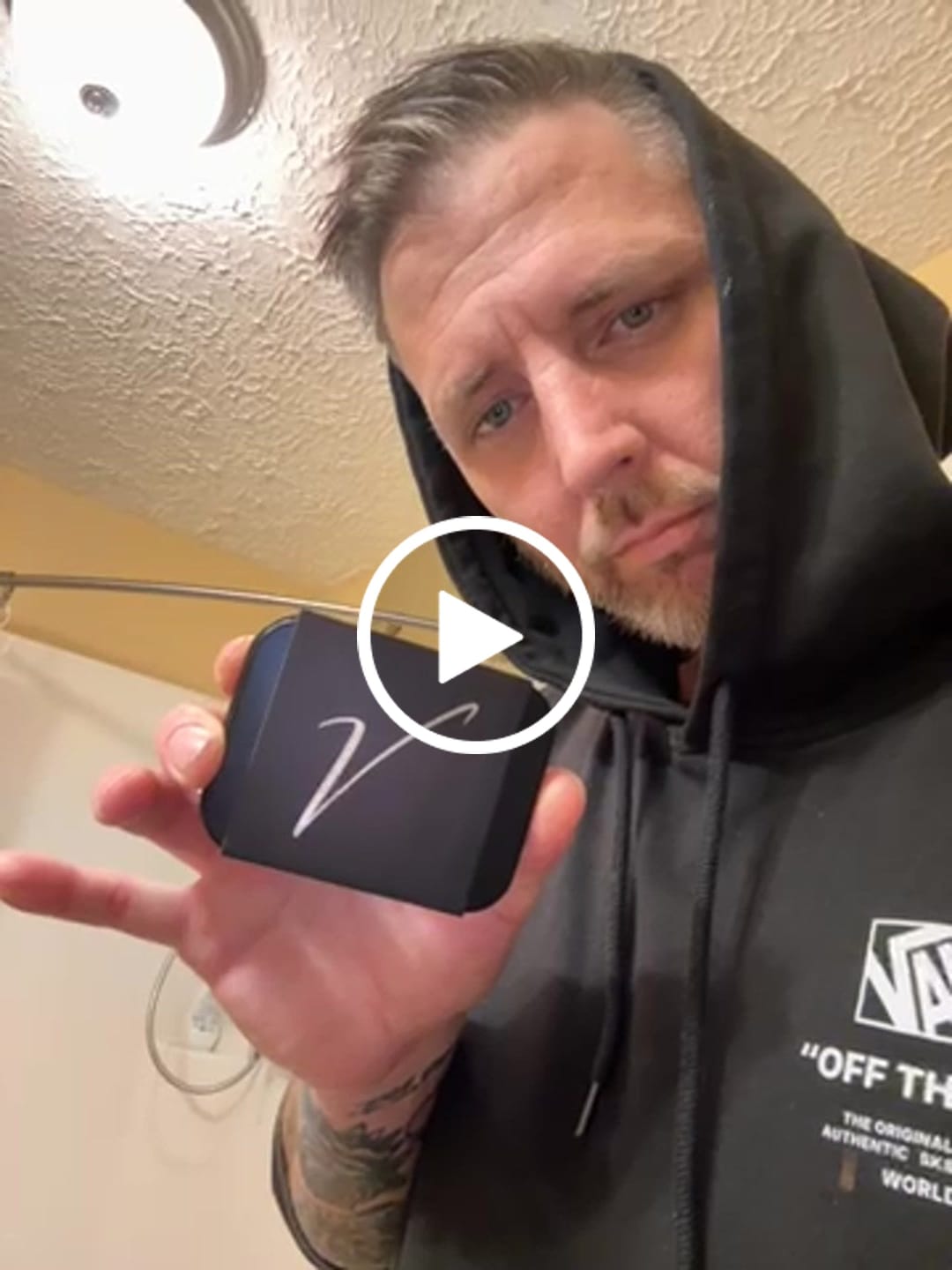 Customer video review of Vivonostra™ Pomade