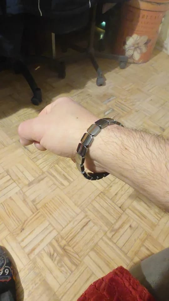 Customer photo review of Ferros® Hematite Bracelet