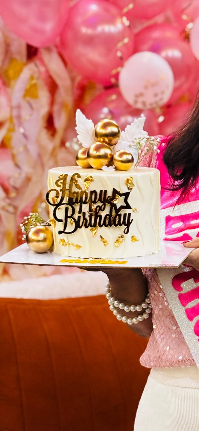 Customer photo review of Customized Flower Cake