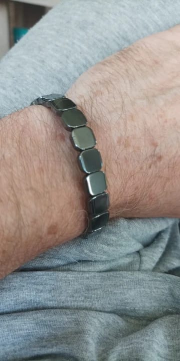 Customer photo review of Ferros® Hematite Bracelet